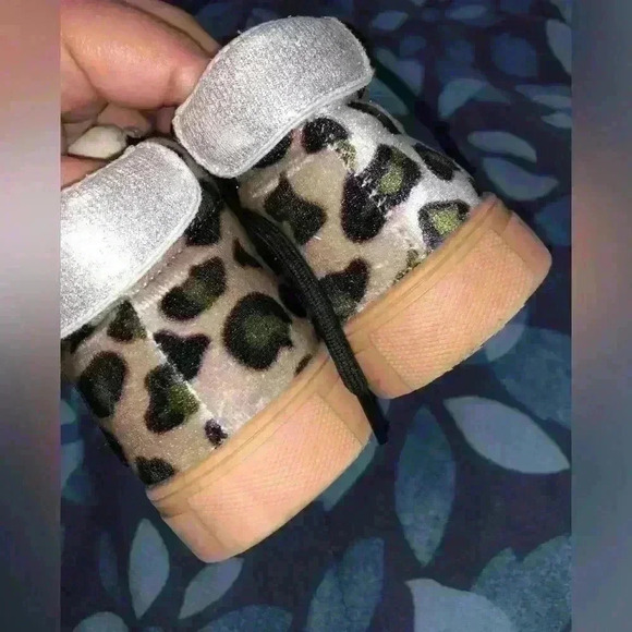 animal print kids sneakers size 29 - Picture 5 of 6